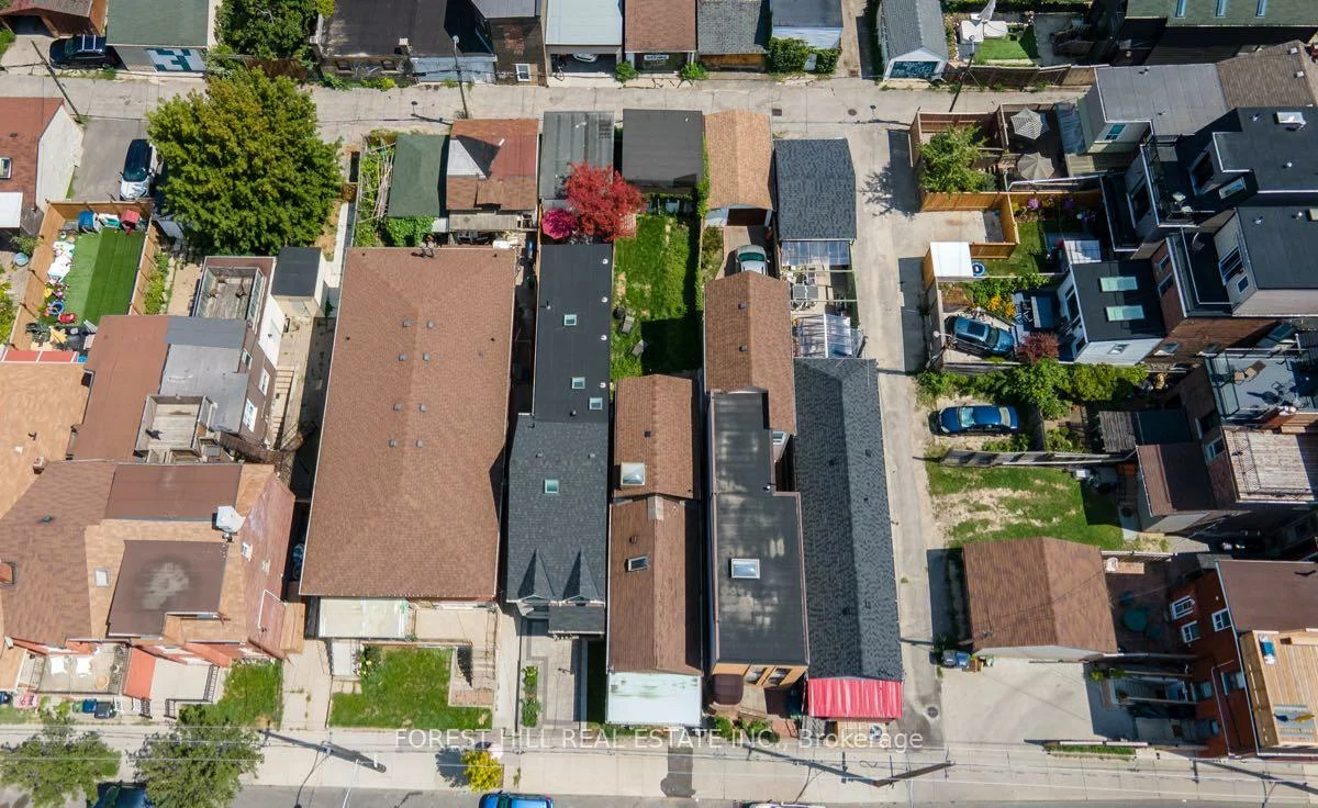 139, Christie, Annex, Toronto
