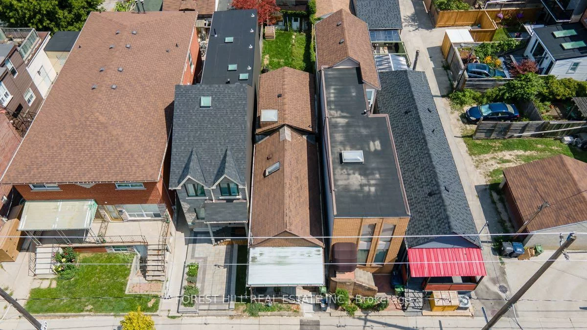 139, Christie, Annex, Toronto