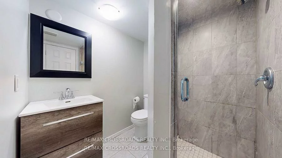 260, Connaught, Newtonbrook West, Toronto