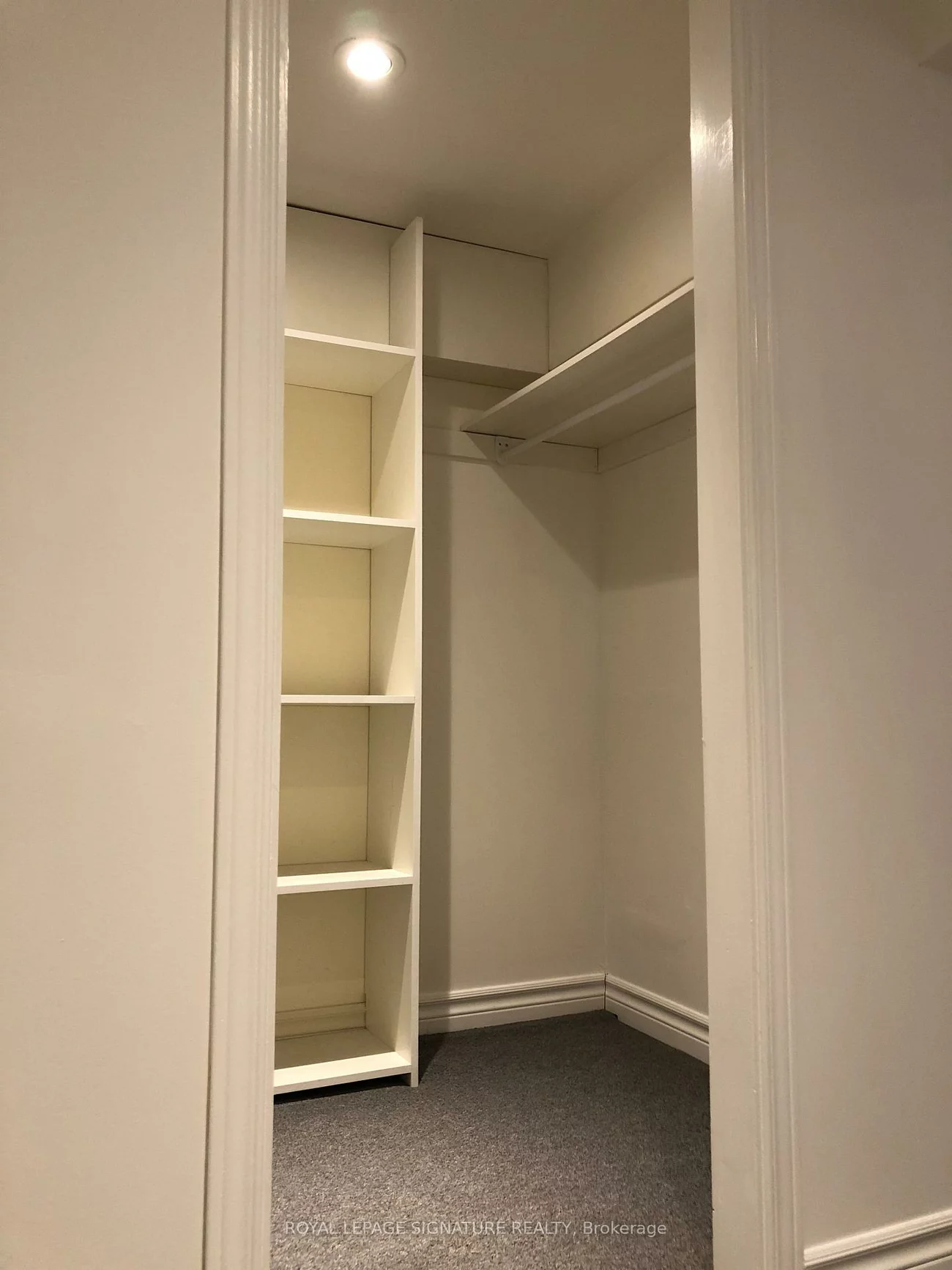 500, Atlas, Humewood-Cedarvale, Toronto