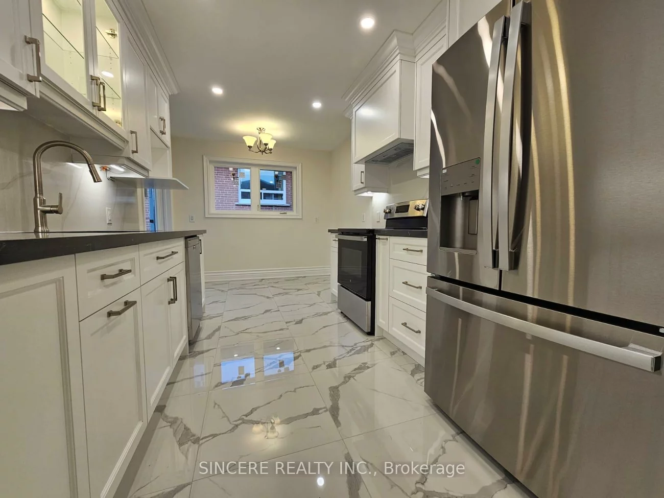 32, Colonnade, Bayview Woods-Steeles, Toronto