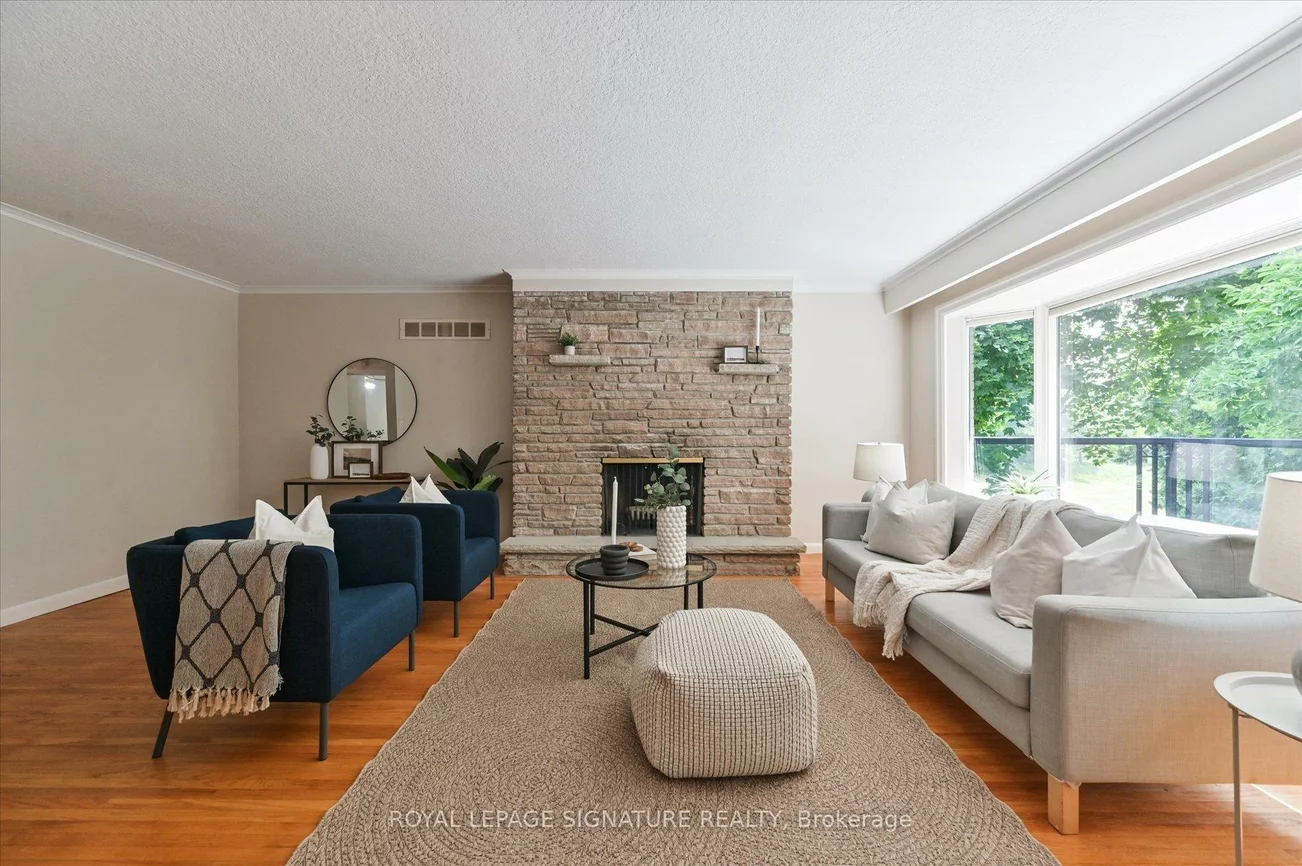 143, Sweeney, Victoria Village, Toronto