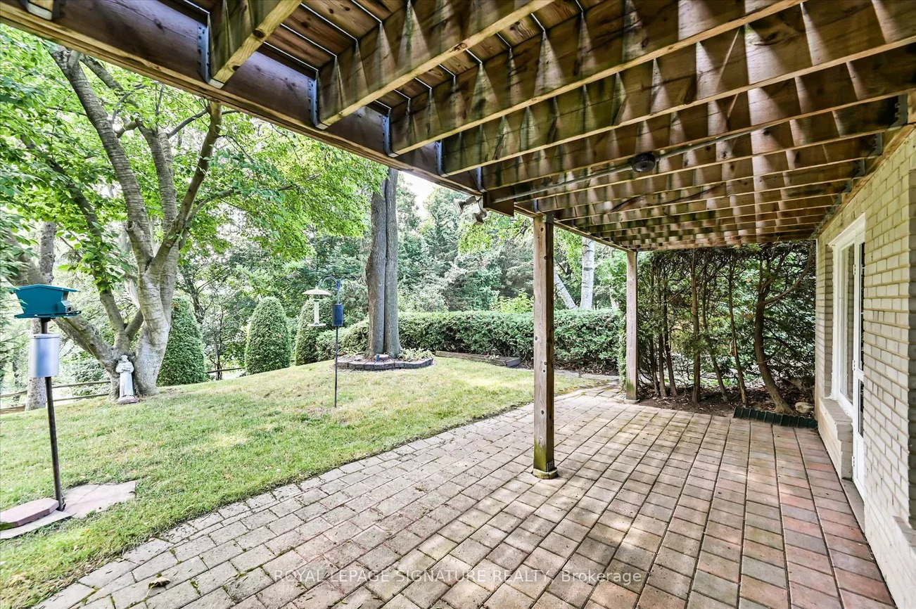 143, Sweeney, Victoria Village, Toronto