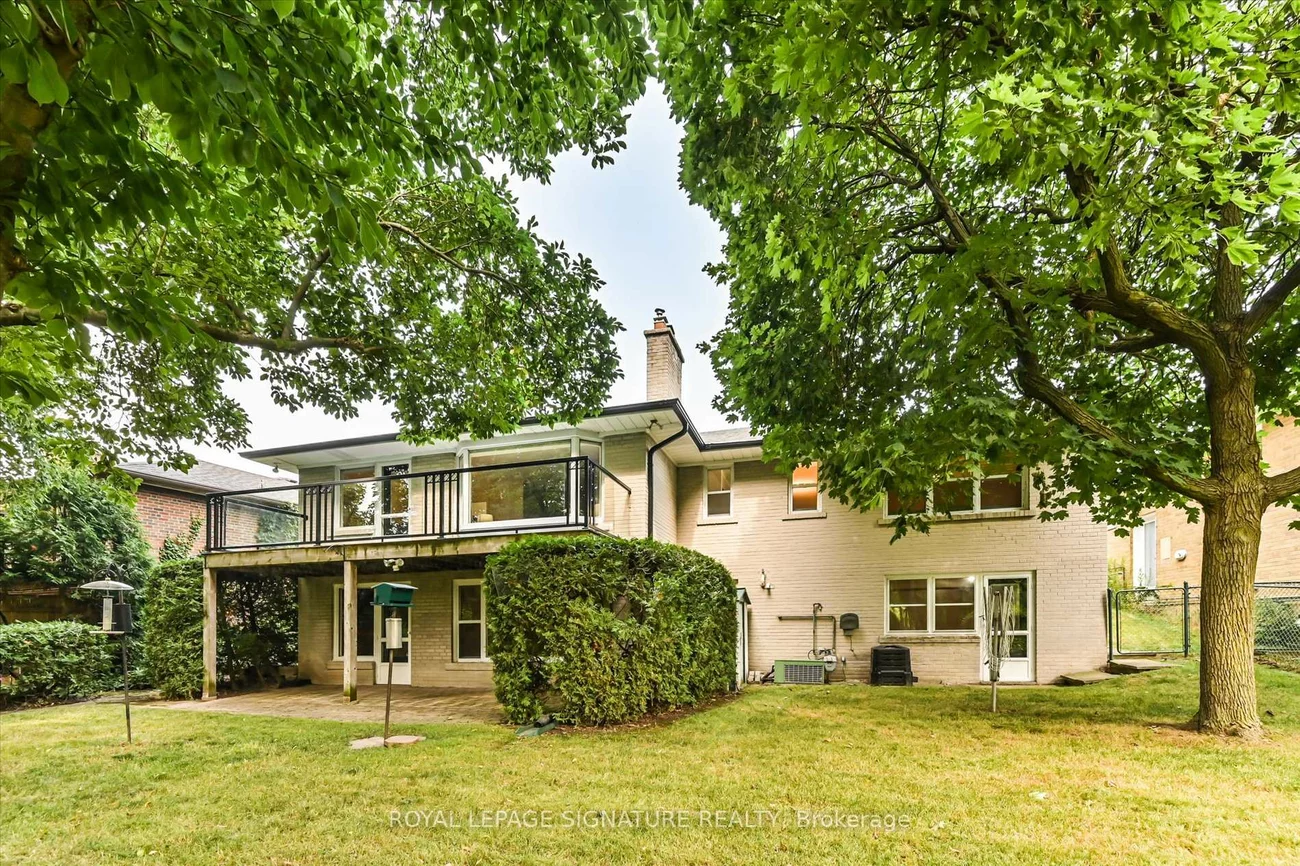 143, Sweeney, Victoria Village, Toronto
