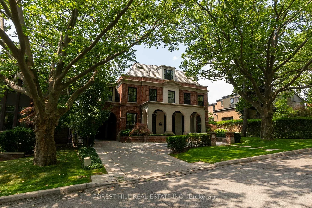 12, Burmont, Forest Hill North, Toronto