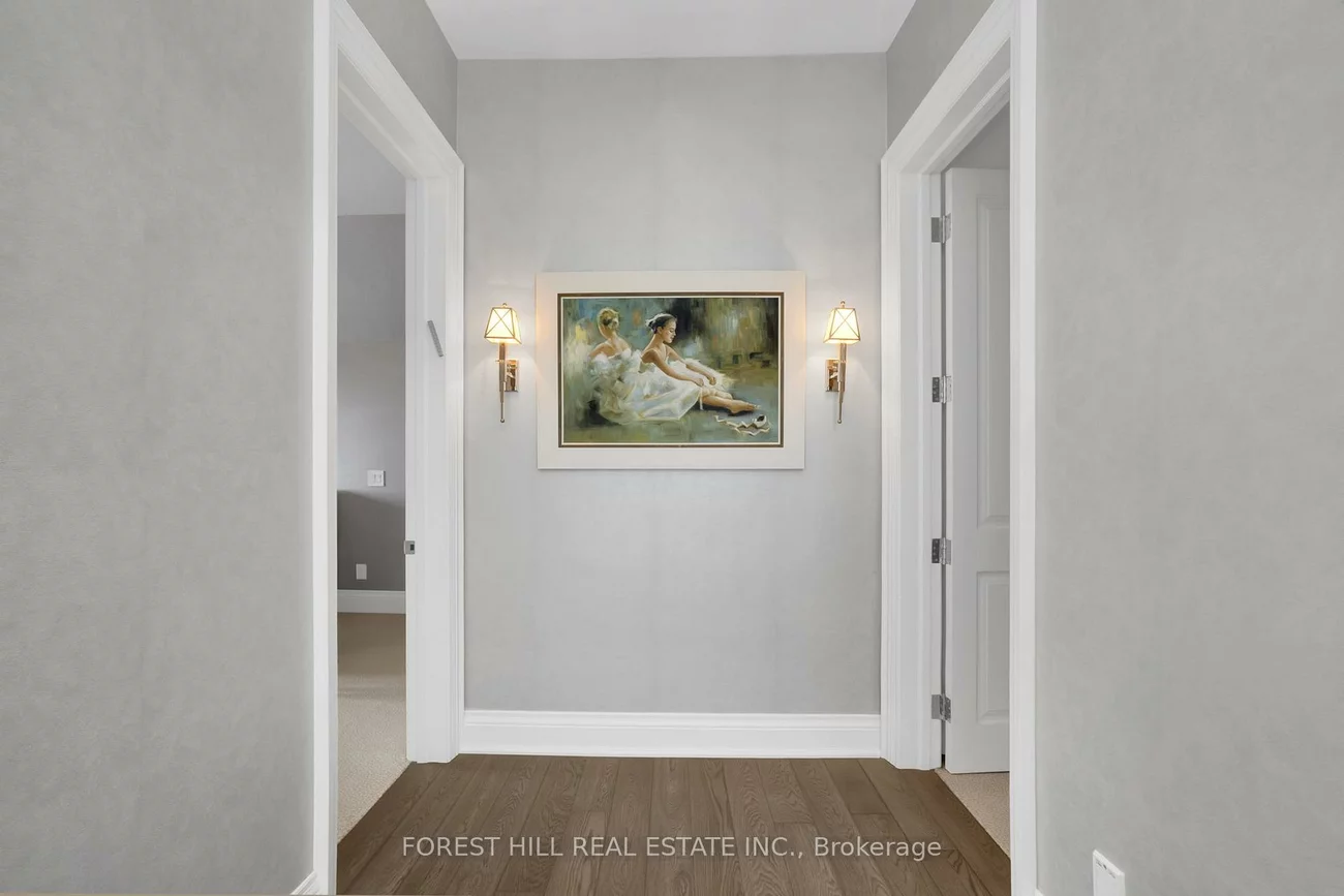 12, Burmont, Forest Hill North, Toronto
