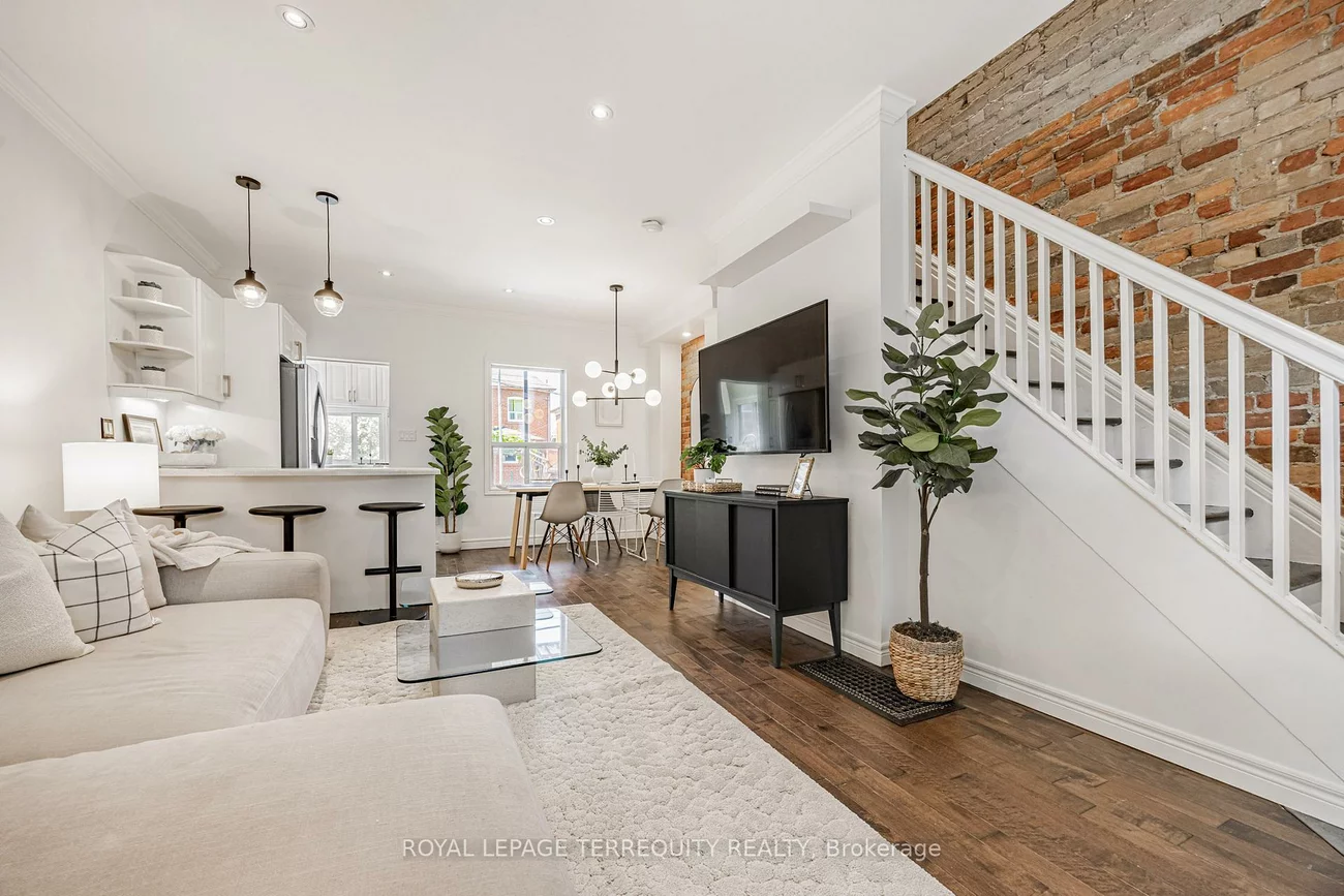 34, O'Leary, Oakwood Village, Toronto