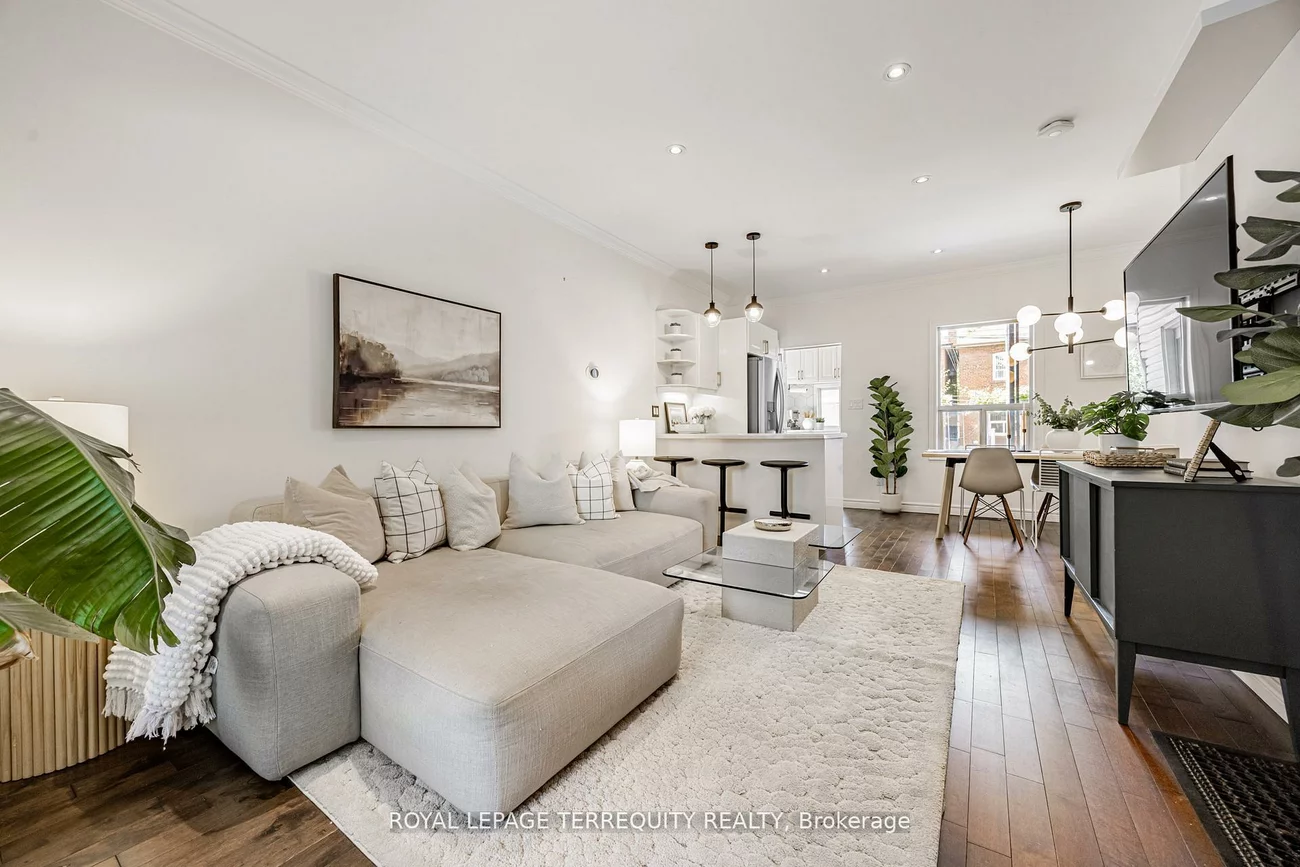34, O'Leary, Oakwood Village, Toronto