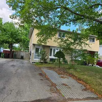 154, Freshmeadow, Hillcrest Village, Toronto