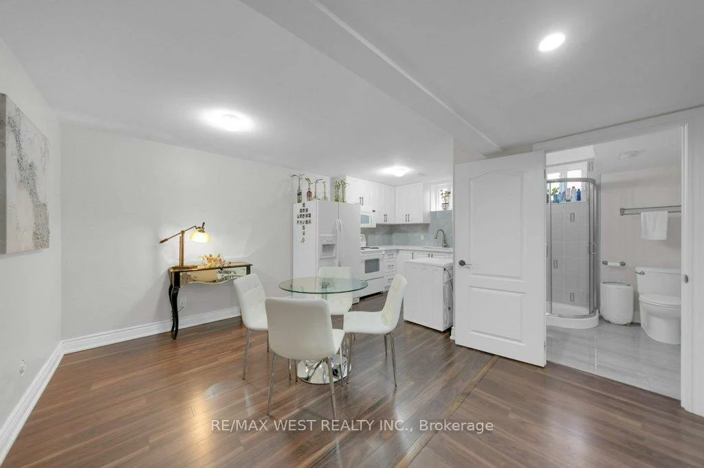 151, Brahms, Hillcrest Village, Toronto