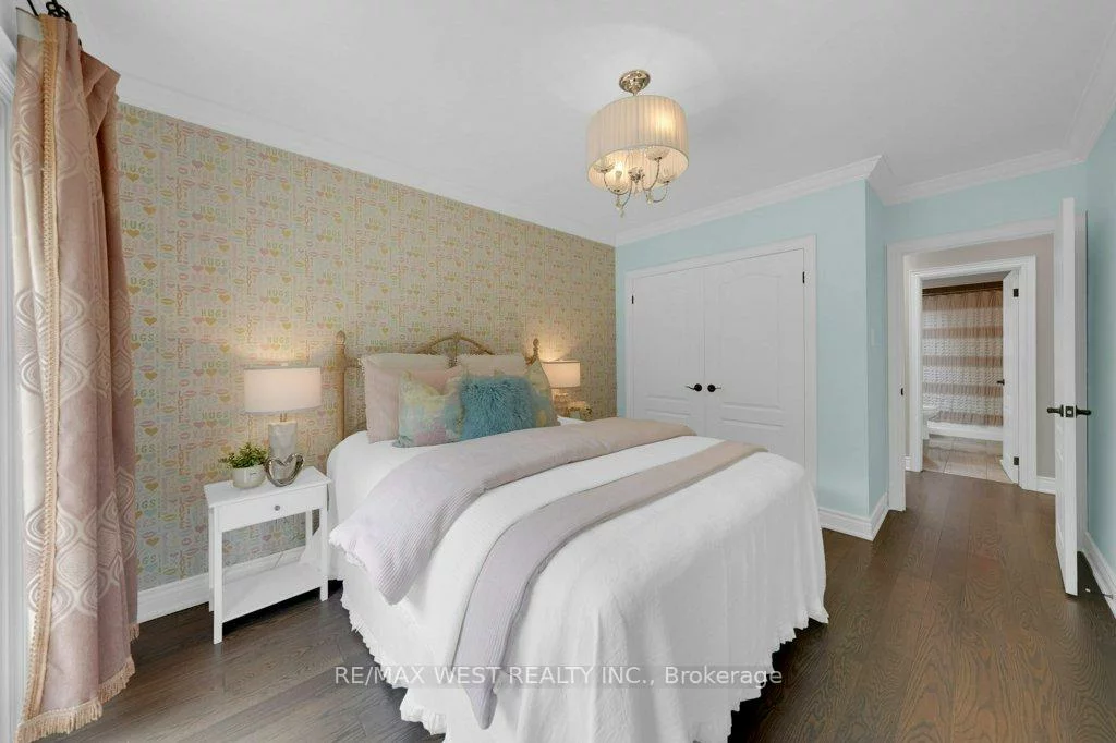 151, Brahms, Hillcrest Village, Toronto