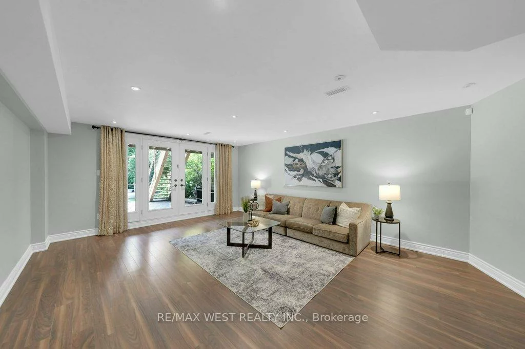 151, Brahms, Hillcrest Village, Toronto