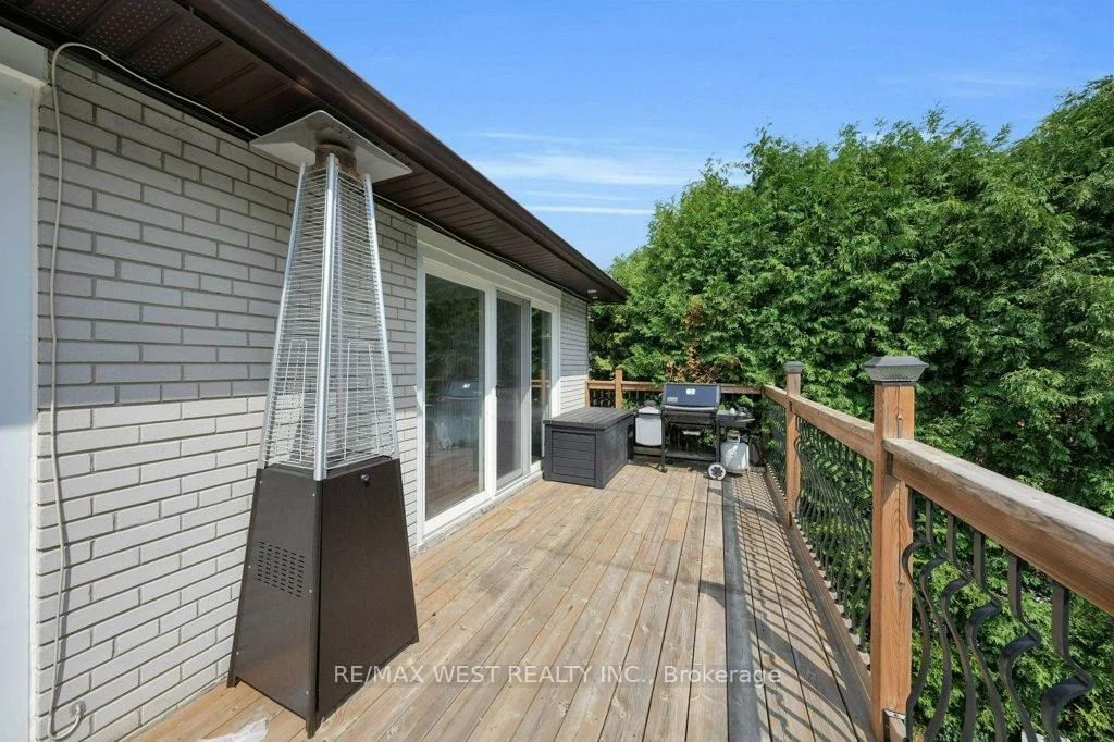 151, Brahms, Hillcrest Village, Toronto