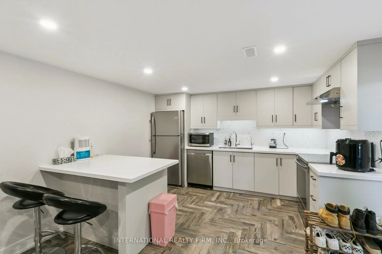 27, Treadgold, Parkwoods-Donalda, Toronto