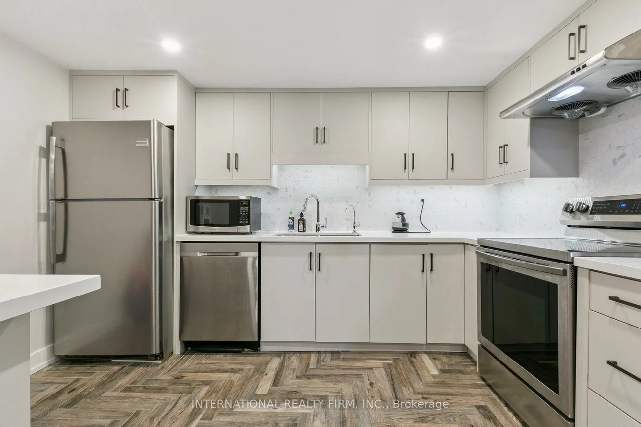27, Treadgold, Parkwoods-Donalda, Toronto