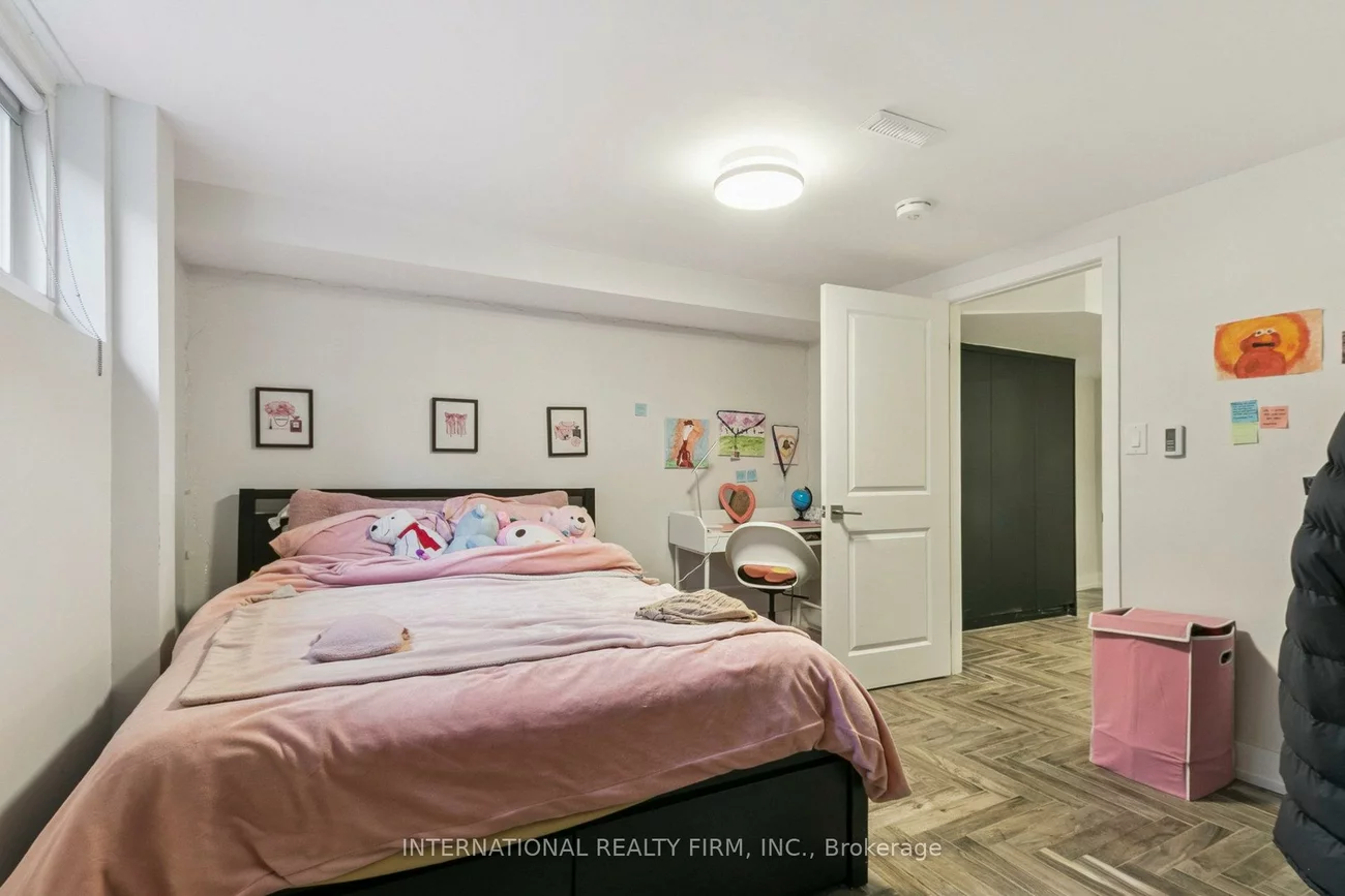 27, Treadgold, Parkwoods-Donalda, Toronto