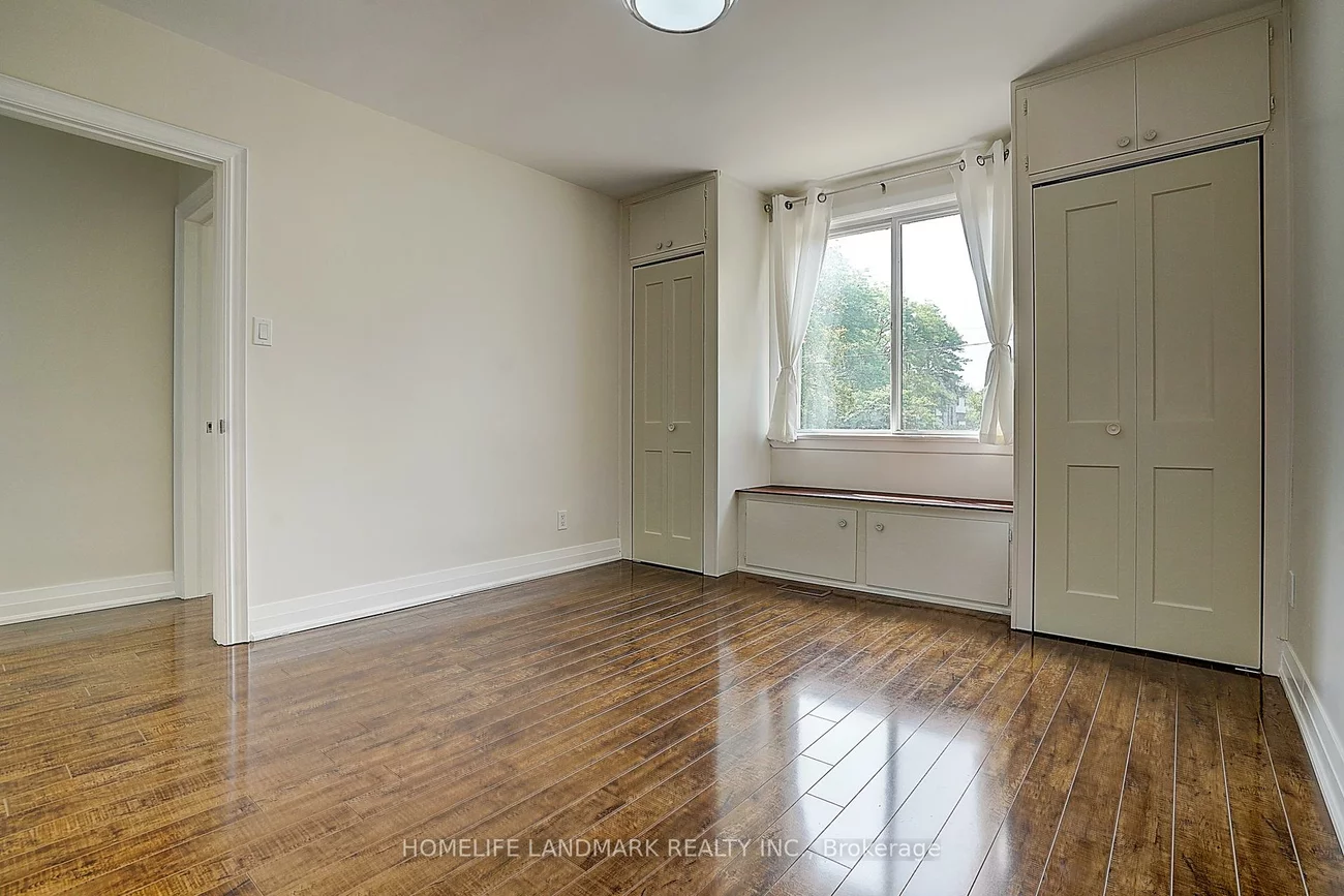305, Connaught, Newtonbrook West, Toronto