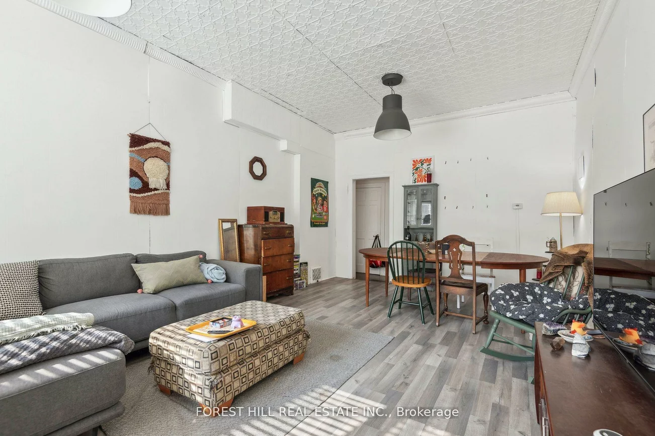 625, Crawford, Palmerston-Little Italy, Toronto