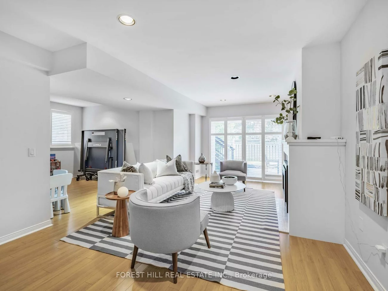 481, Cranbrooke, Bedford Park-Nortown, Toronto
