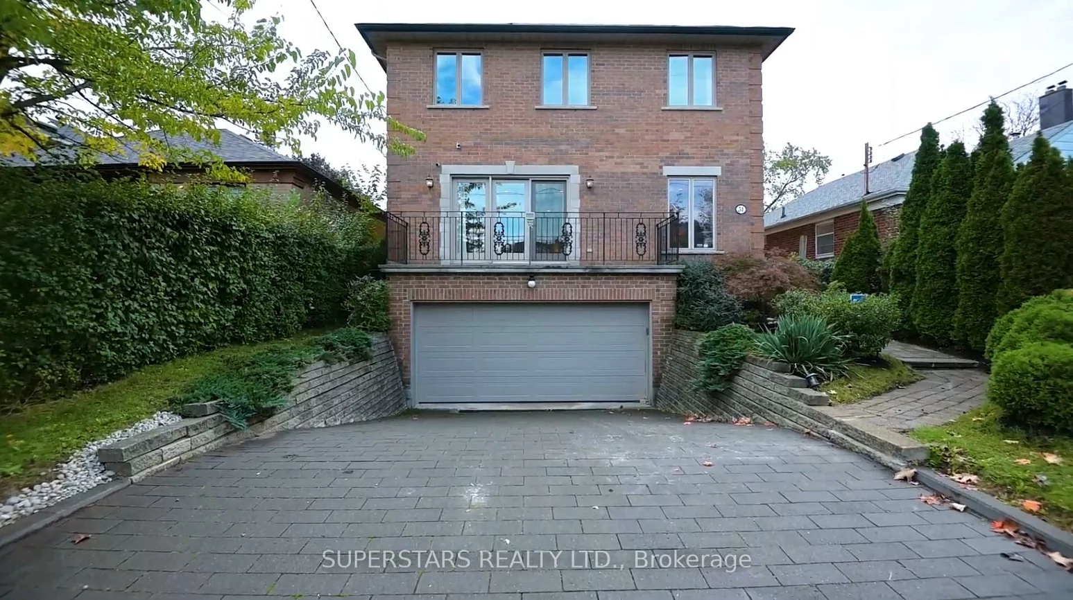 51, Abitibi, Newtonbrook East, Toronto