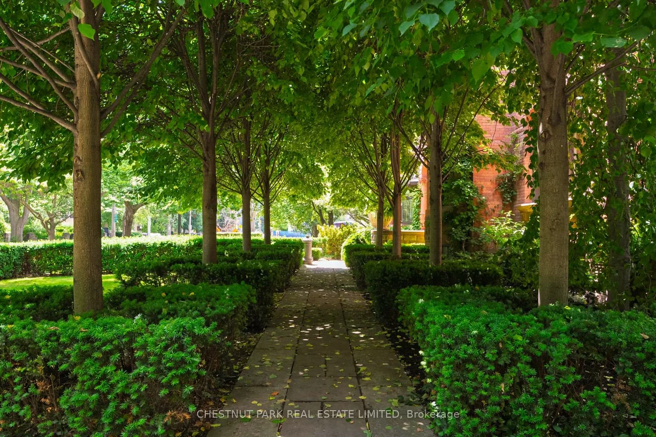20, Elm, Rosedale-Moore Park, Toronto
