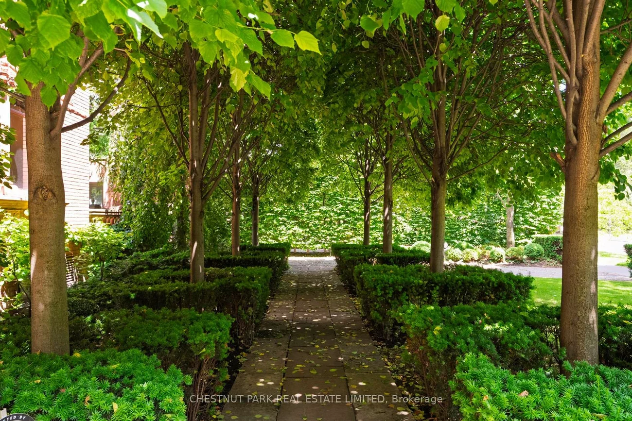 20, Elm, Rosedale-Moore Park, Toronto