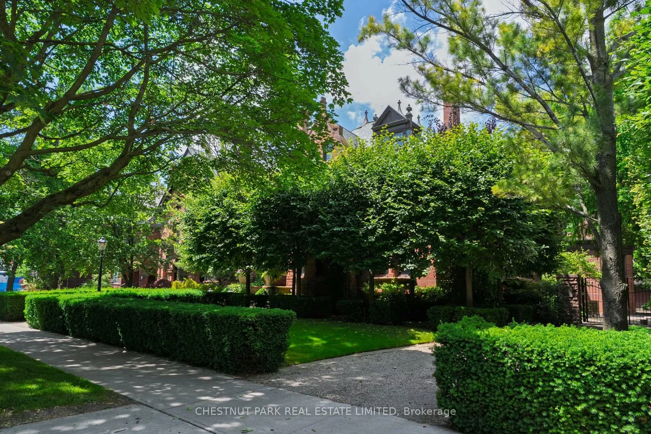 20, Elm, Rosedale-Moore Park, Toronto