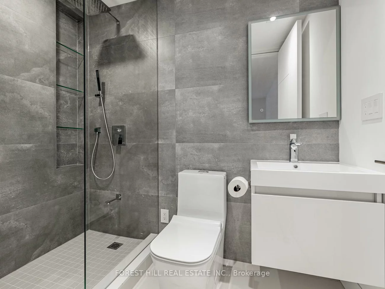 77, Risebrough, Newtonbrook East, Toronto