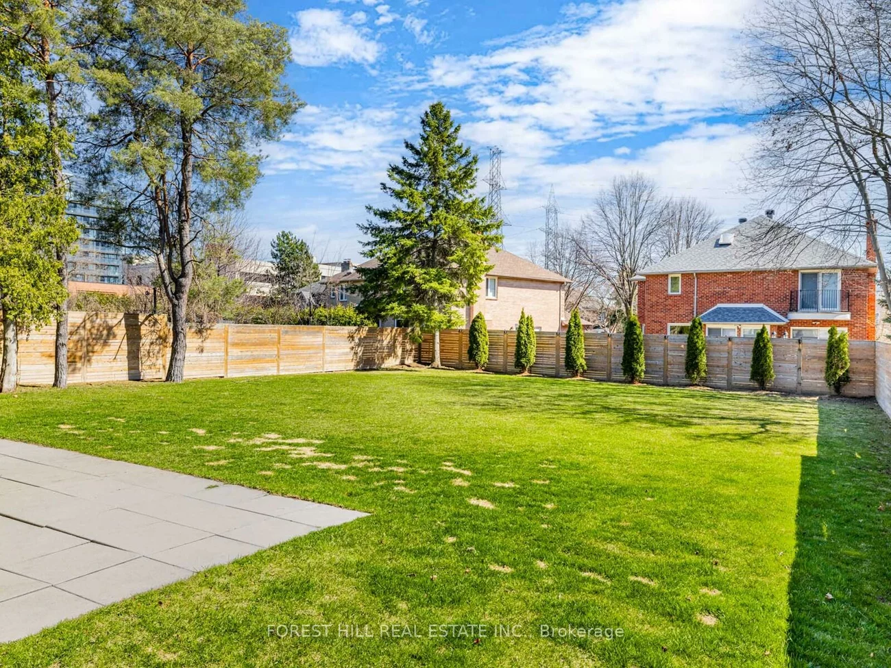 77, Risebrough, Newtonbrook East, Toronto