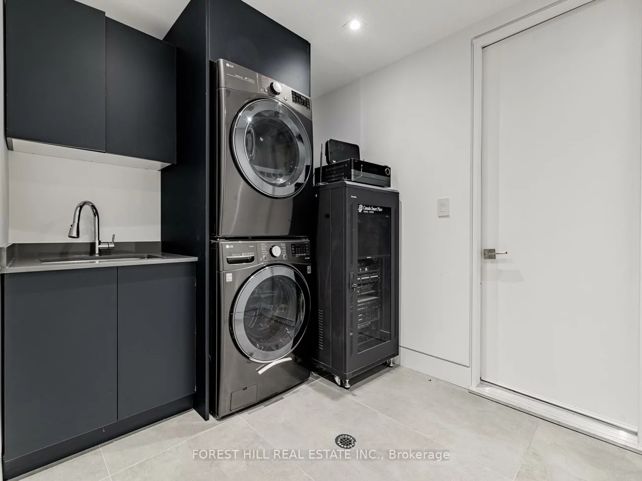 77, Risebrough, Newtonbrook East, Toronto