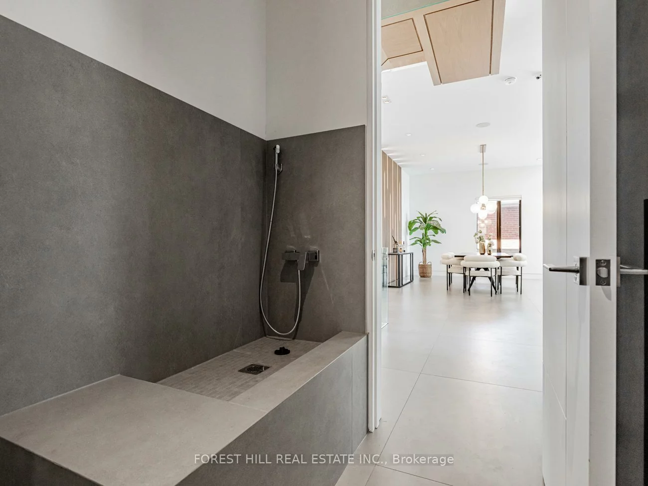 77, Risebrough, Newtonbrook East, Toronto