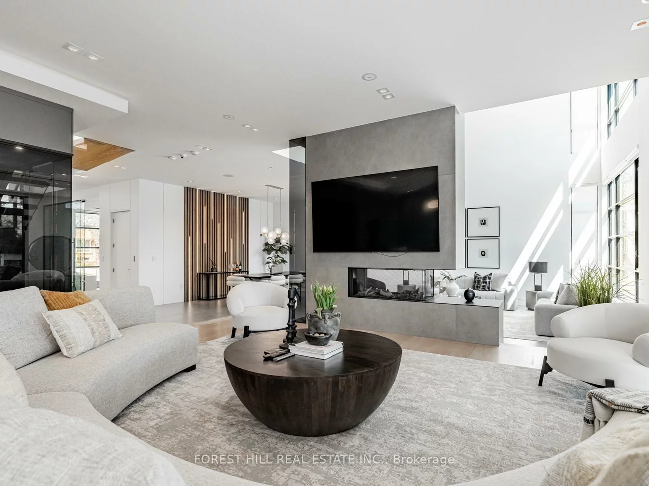 77, Risebrough, Newtonbrook East, Toronto