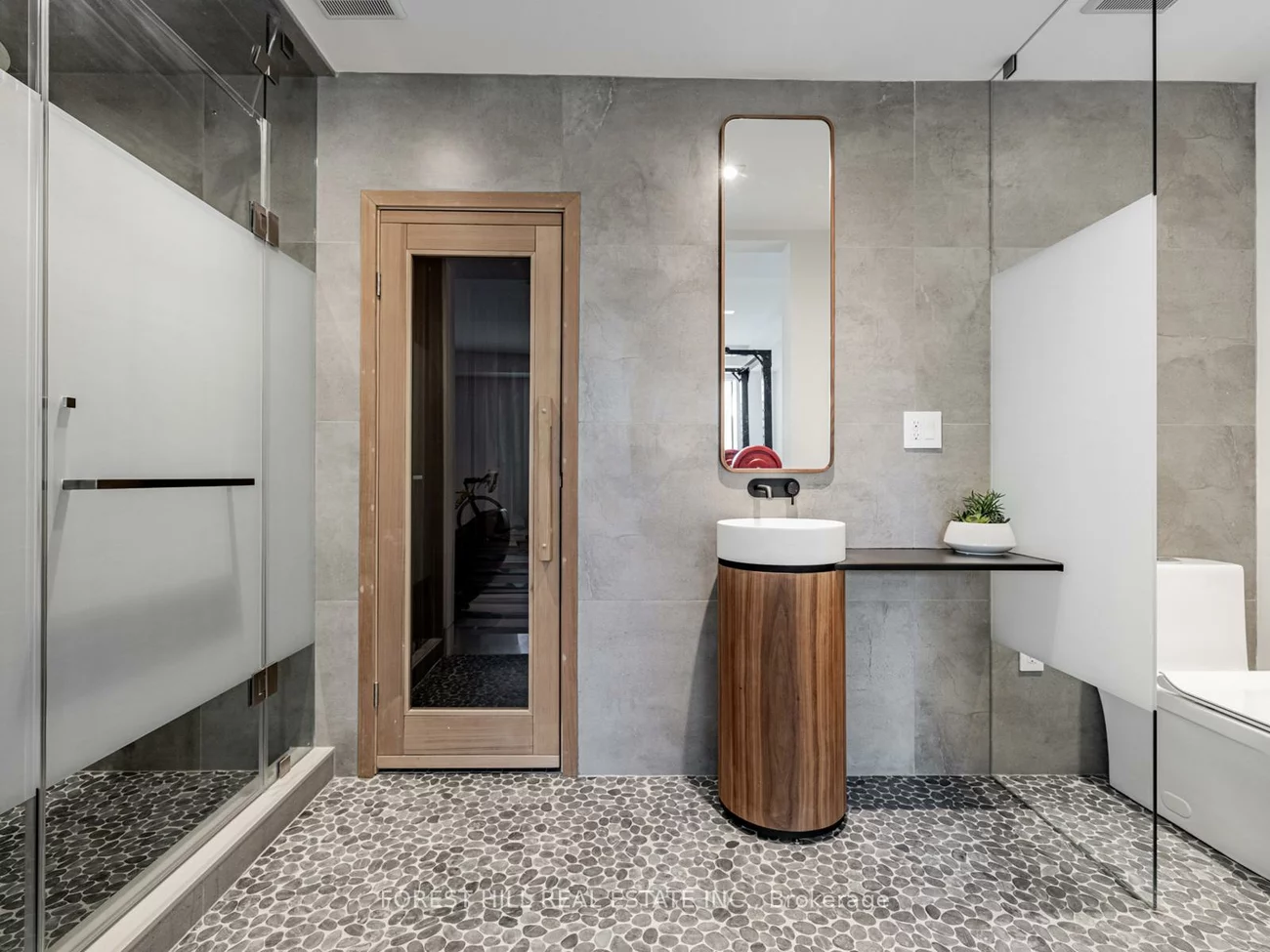 77, Risebrough, Newtonbrook East, Toronto