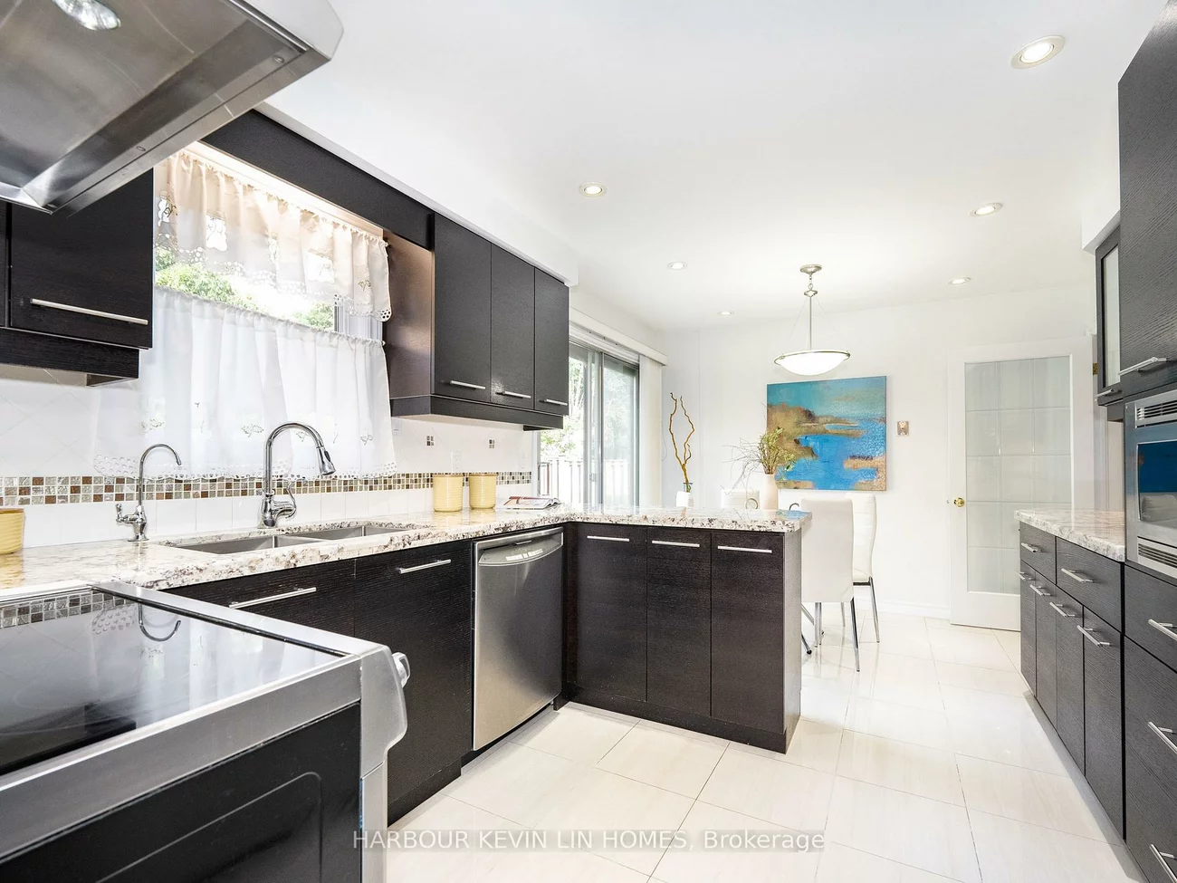 18, Whitman, Newtonbrook East, Toronto