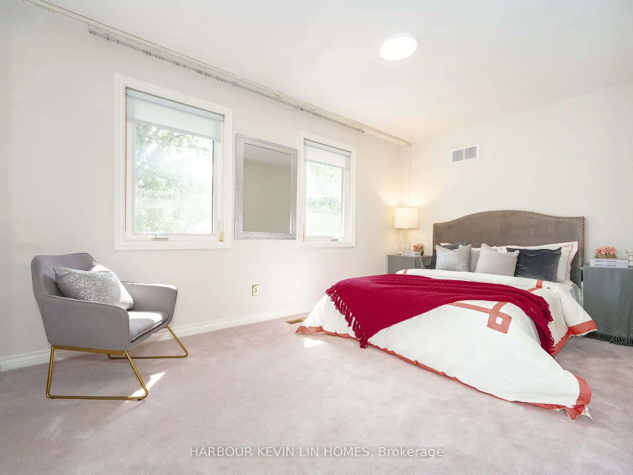 18, Whitman, Newtonbrook East, Toronto