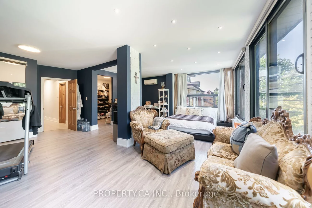 35, Pinewood, Humewood-Cedarvale, Toronto