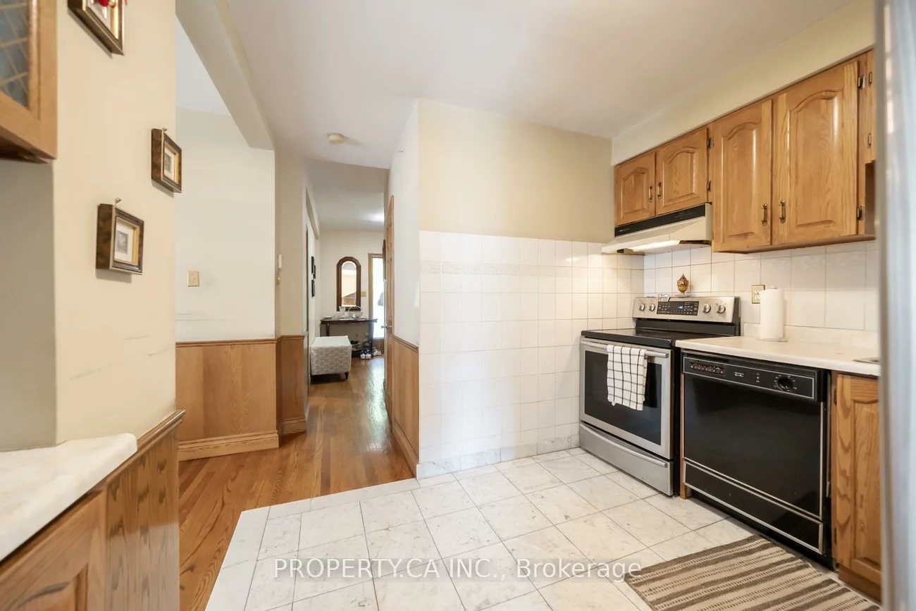 35, Pinewood, Humewood-Cedarvale, Toronto