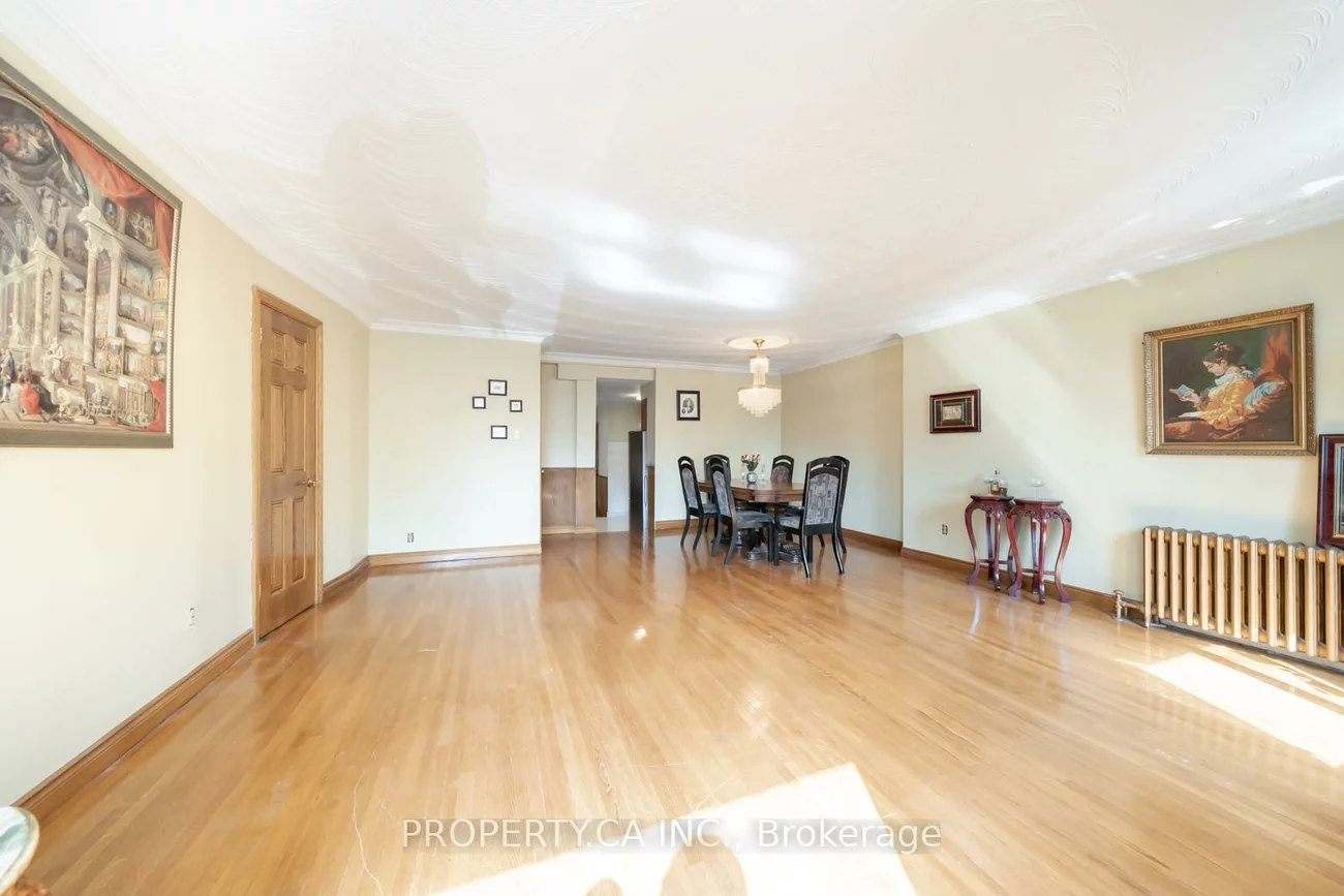 35, Pinewood, Humewood-Cedarvale, Toronto