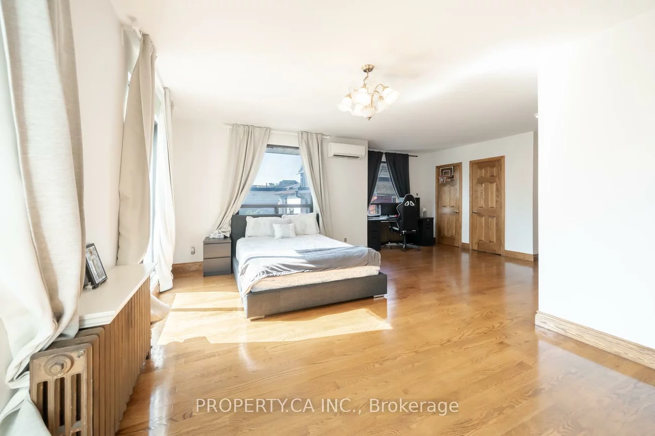 35, Pinewood, Humewood-Cedarvale, Toronto