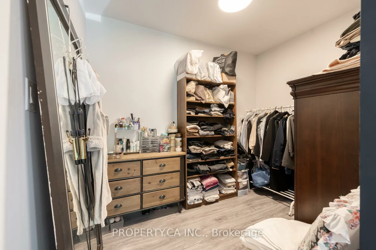 35, Pinewood, Humewood-Cedarvale, Toronto