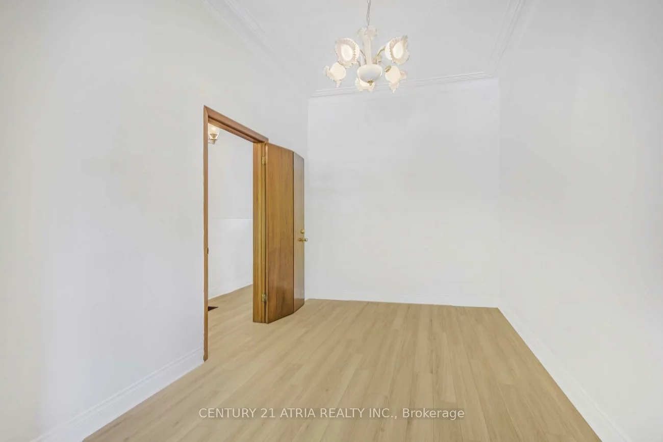 81, Montrose, Trinity-Bellwoods, Toronto