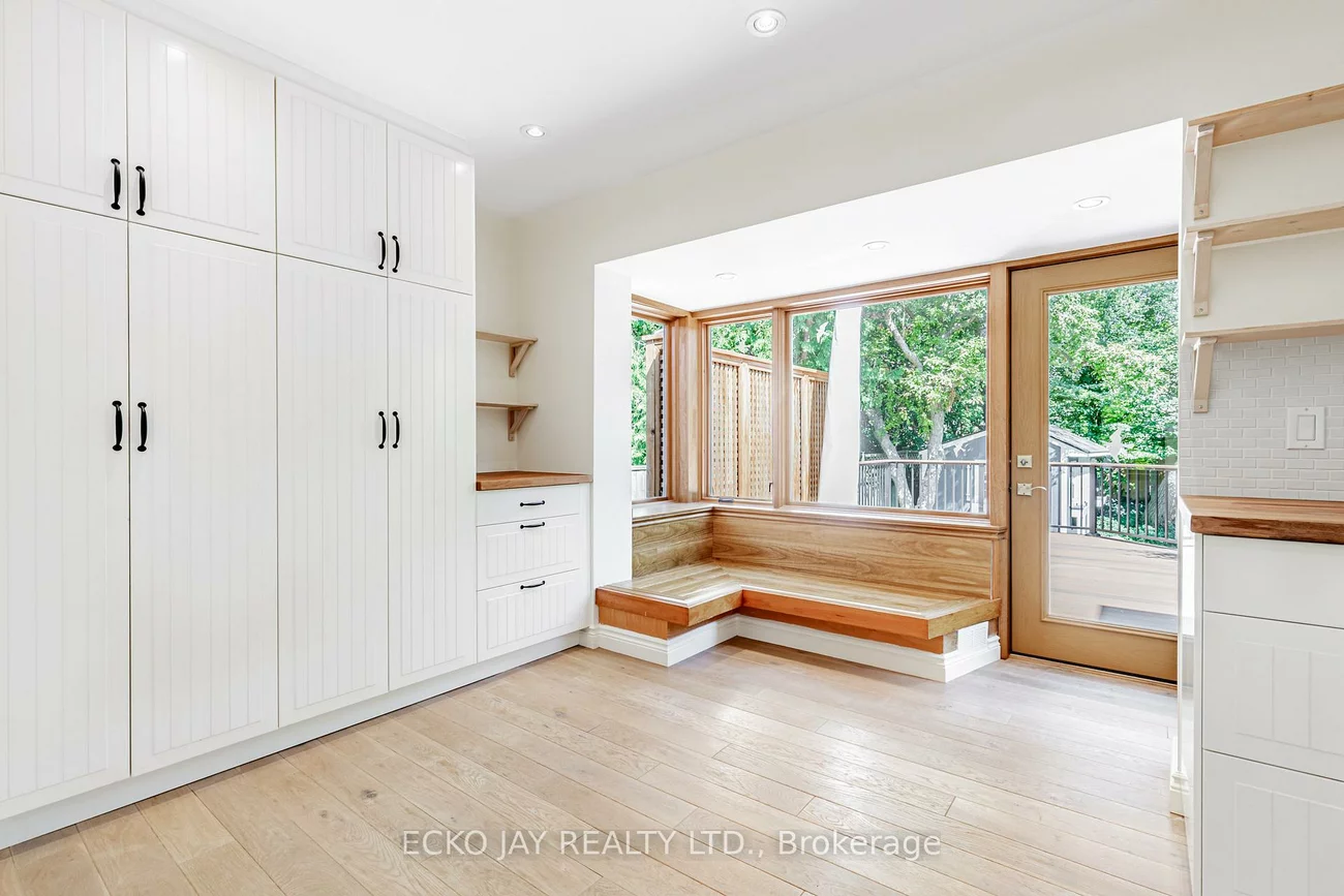 66, Lesgay, Don Valley Village, Toronto