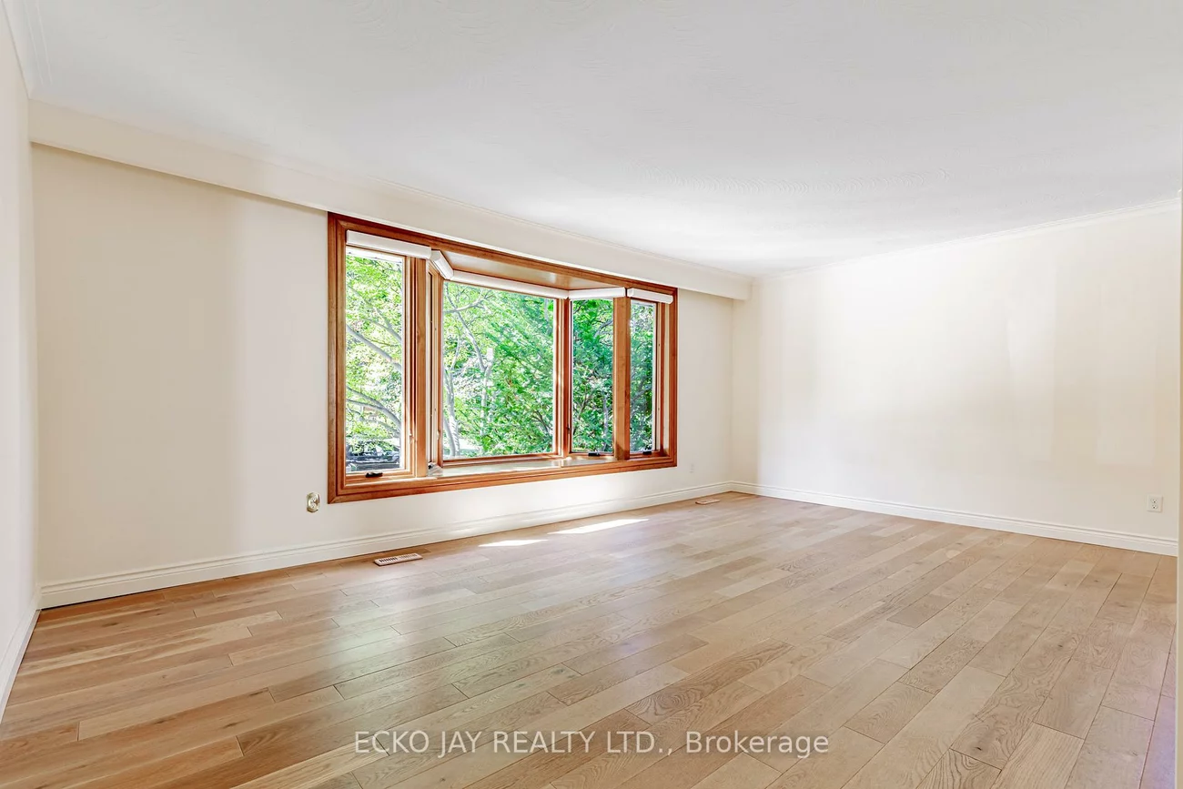 66, Lesgay, Don Valley Village, Toronto