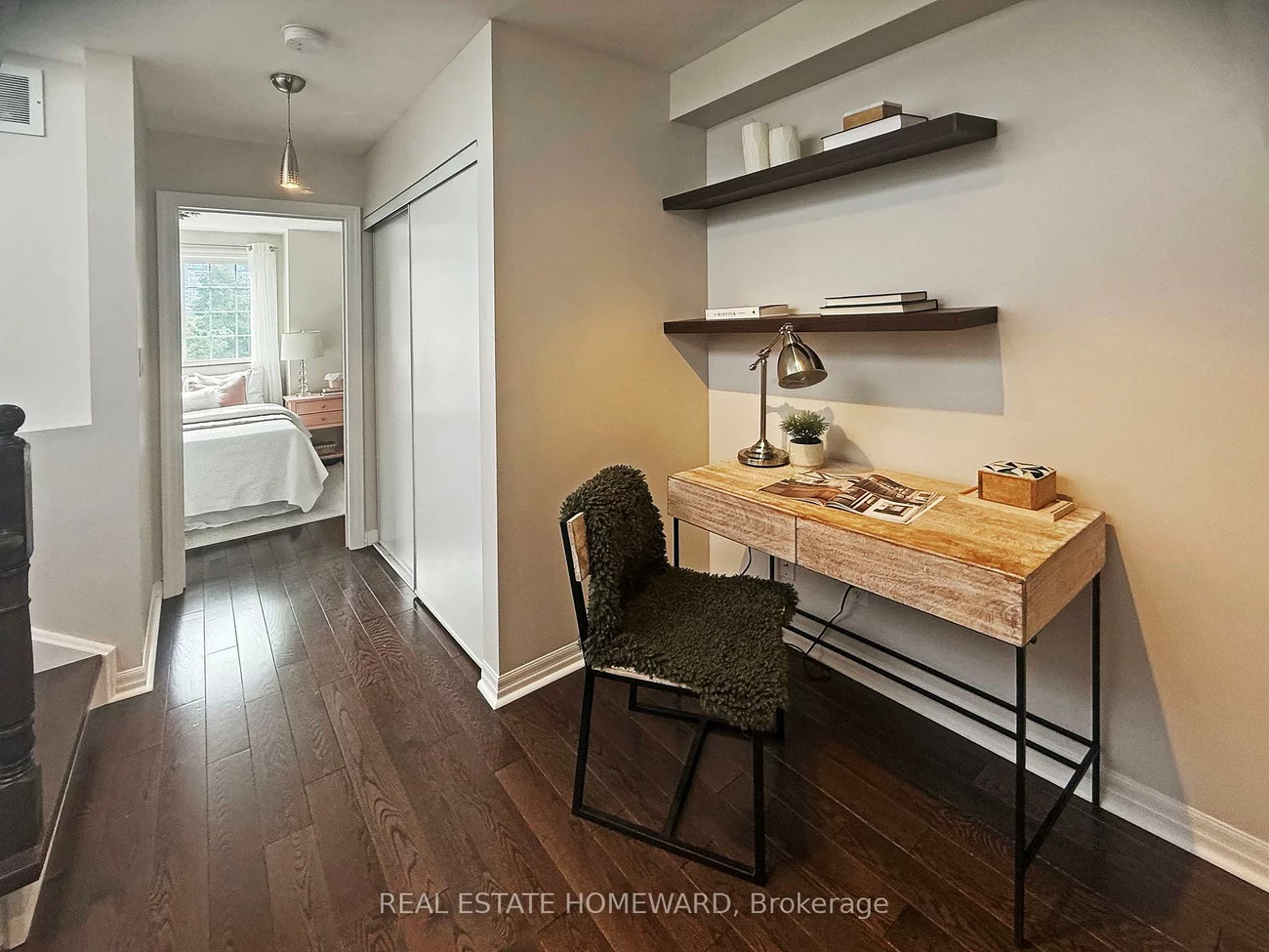 6, Wellesley, Cabbagetown-South St. James Town, Toronto