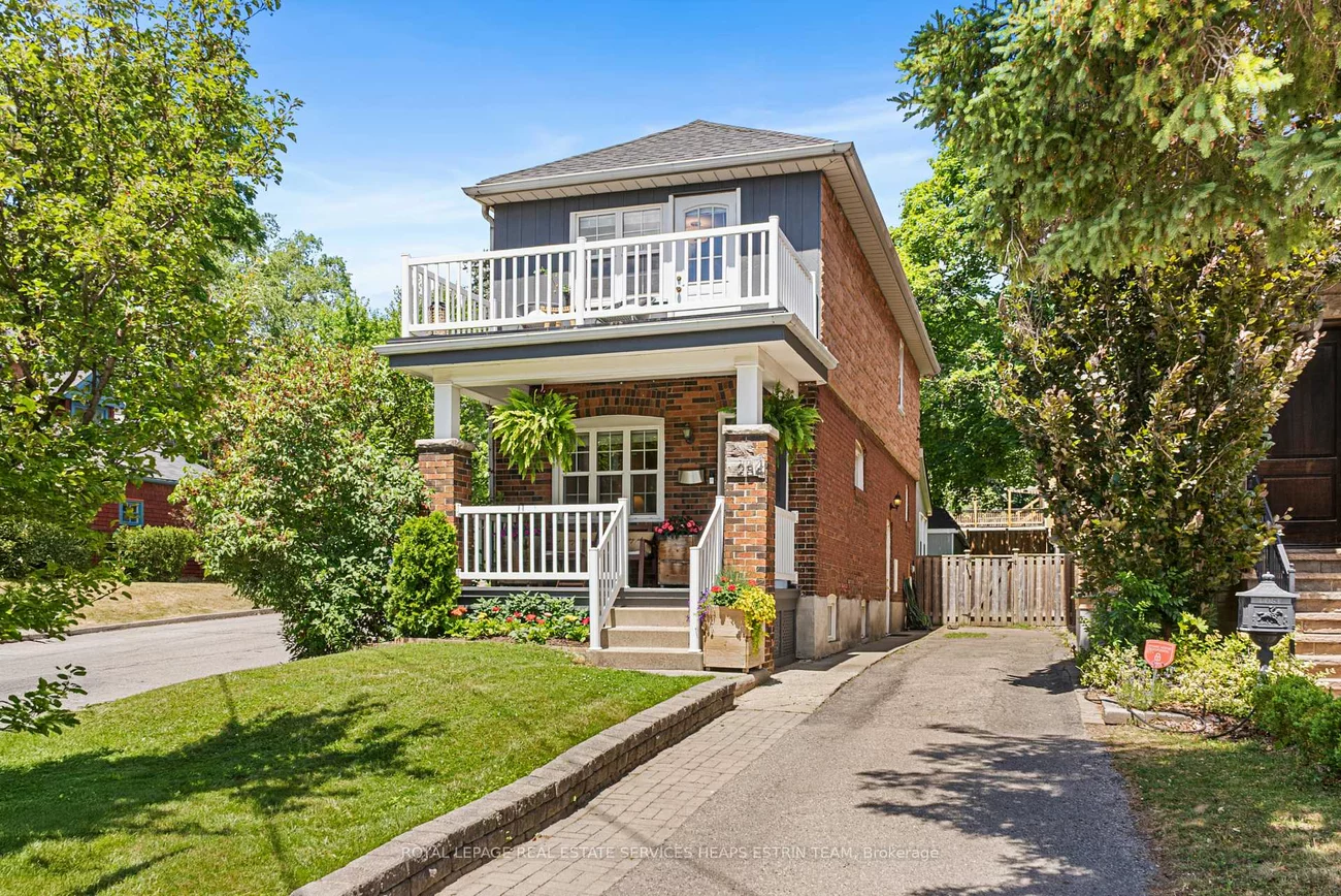 284, Broadway, Mount Pleasant East, Toronto