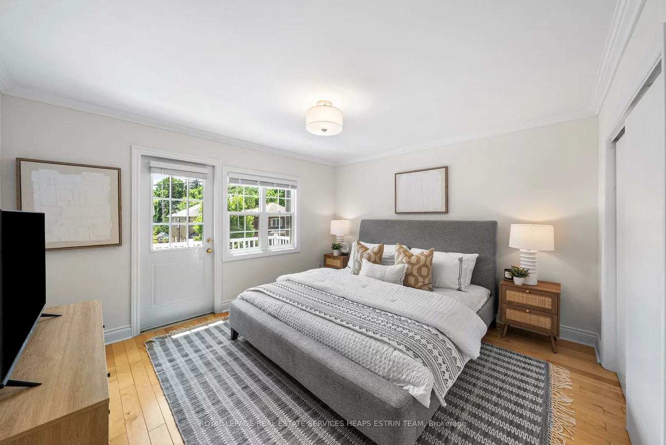 284, Broadway, Mount Pleasant East, Toronto