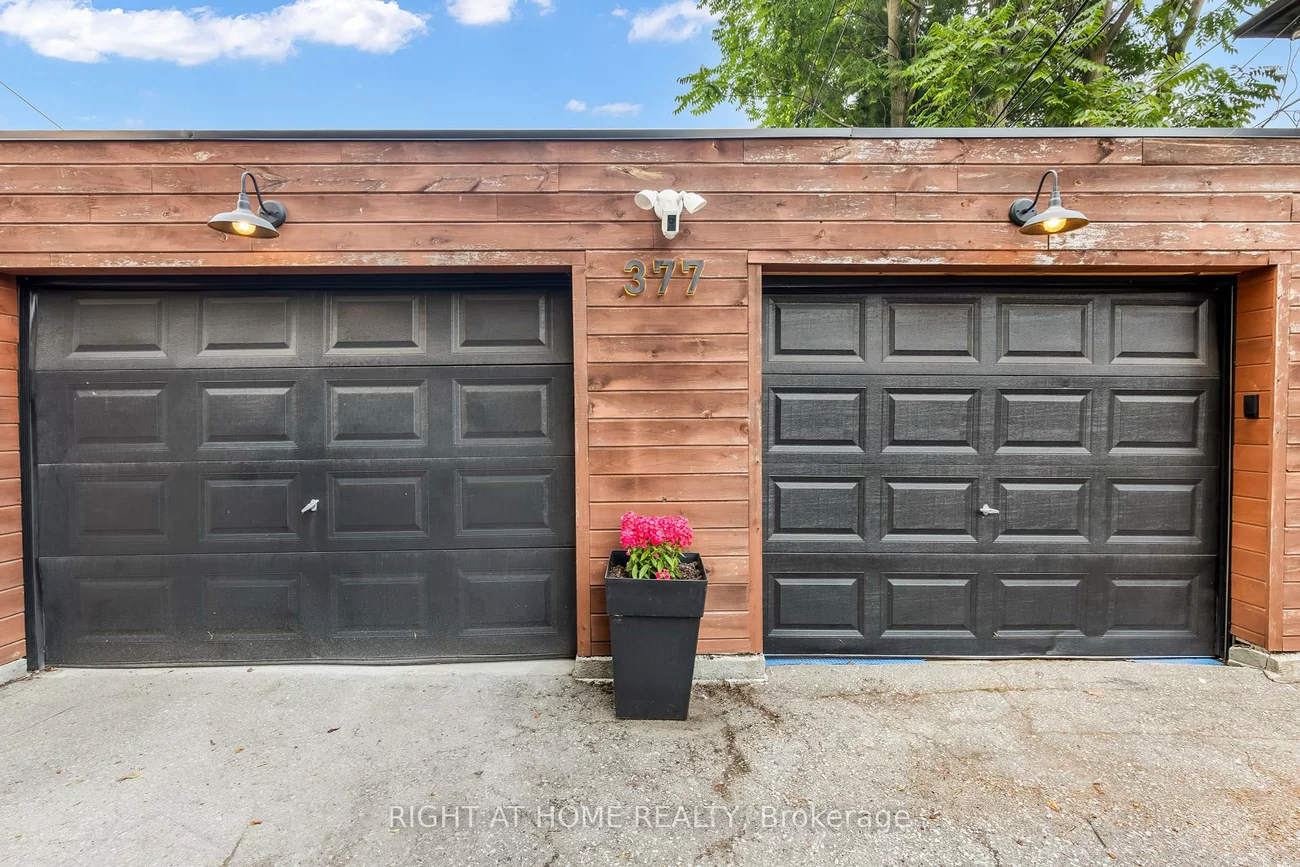 377, Lansdowne, Dufferin Grove, Toronto