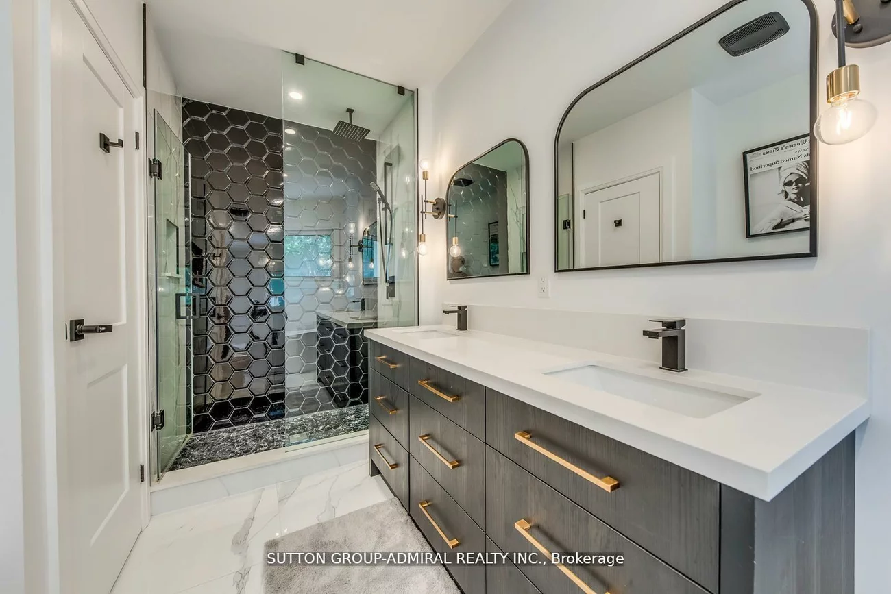 93, Soudan, Mount Pleasant West, Toronto