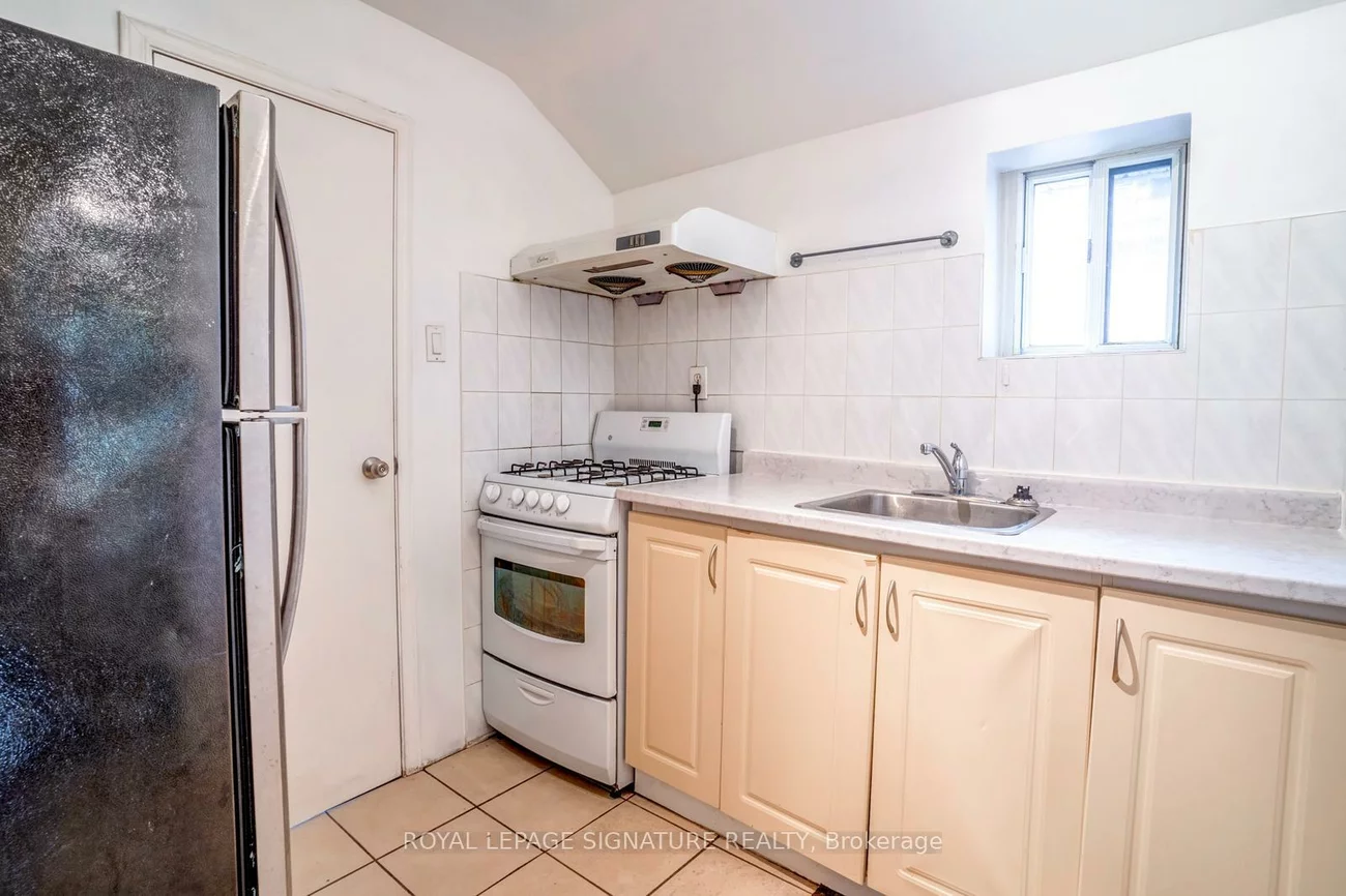 66, Euclid, Trinity-Bellwoods, Toronto