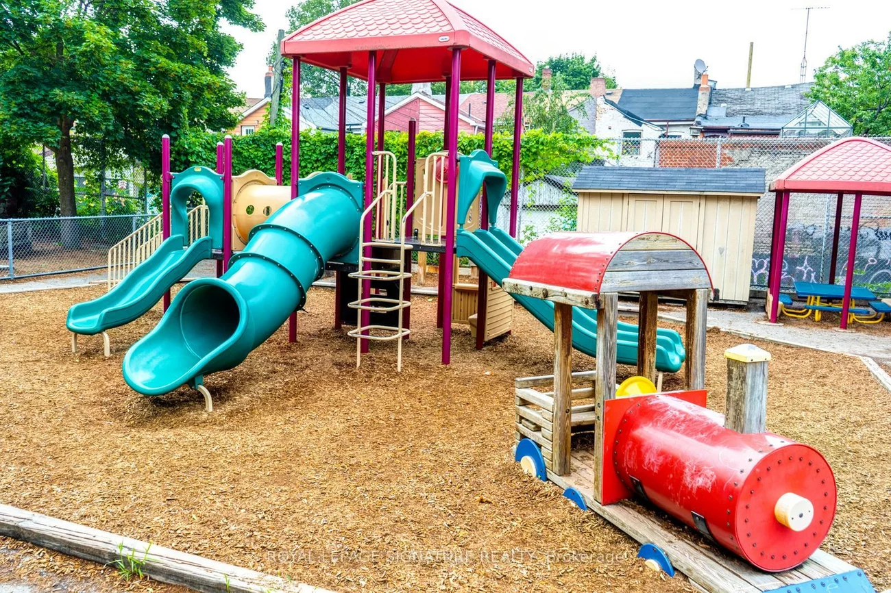 66, Euclid, Trinity-Bellwoods, Toronto